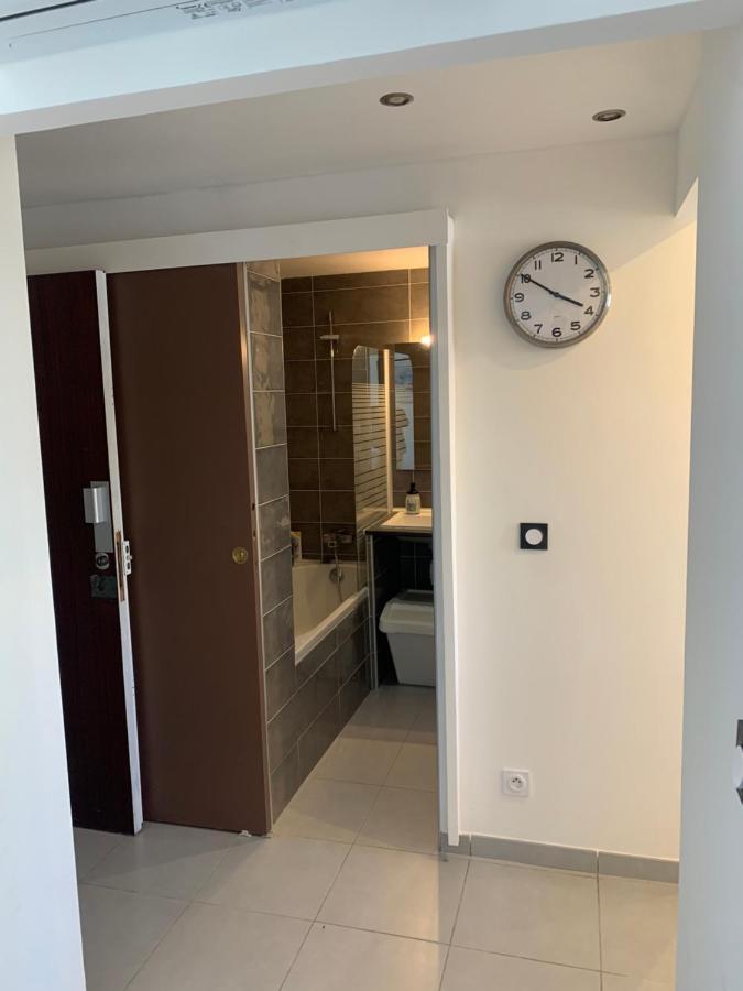 Appartement En Residence Climatise Avec Parking มงต์เปอลิเยร์ ภายนอก รูปภาพ