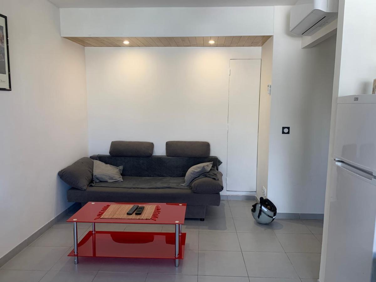 Appartement En Residence Climatise Avec Parking มงต์เปอลิเยร์ ภายนอก รูปภาพ